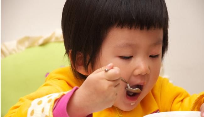 孩子|孩子挑食，肉咬不动，进食干呕，不长个？儿科医生给你支招