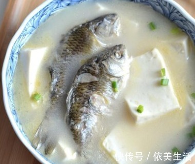 鱼汤|不管炖什么鱼汤，都不要直接炖！大厨教你4招，汤浓白，味鲜美