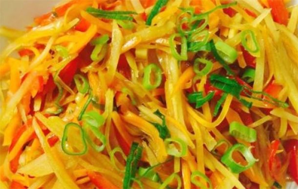 大风|秋季蓝色大风不仅吹得伤皮肤还伤眼睛，孩子多吃护眼菜，眼睛明亮