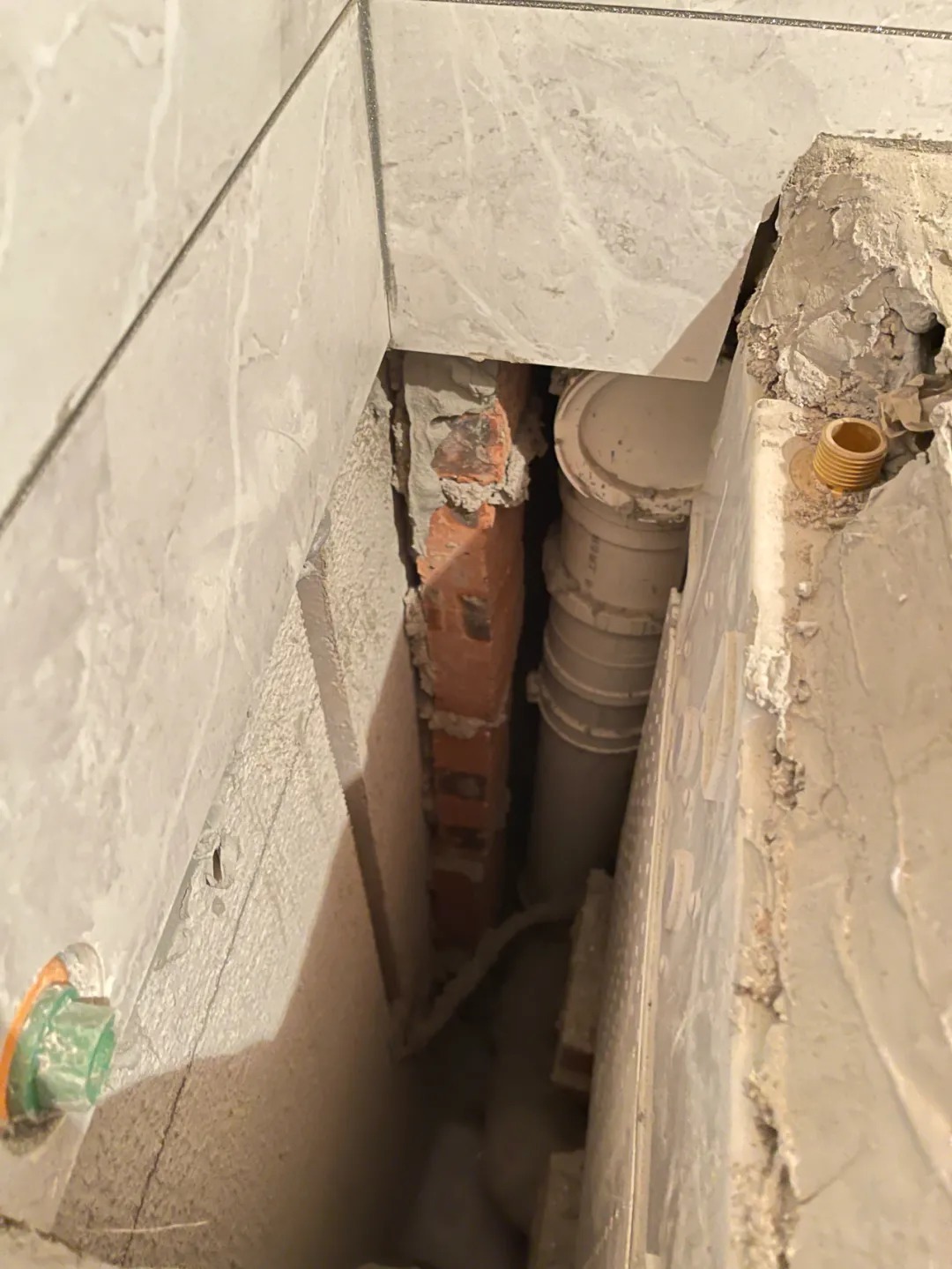 穿线管|花费接近17万在业之峰装修新房问题多,电线没用穿线管就给埋墙了