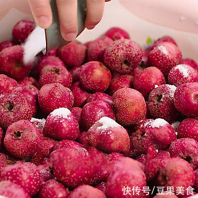 糖霜|这道糖霜山楂球入口即化，酸甜可口简单快手，超下饭