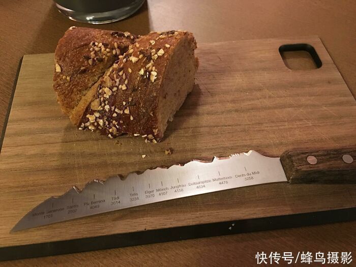 迪斯尼!65个活久未见的设计,一战纪念碑是一家人的“合影”,但缺一个人