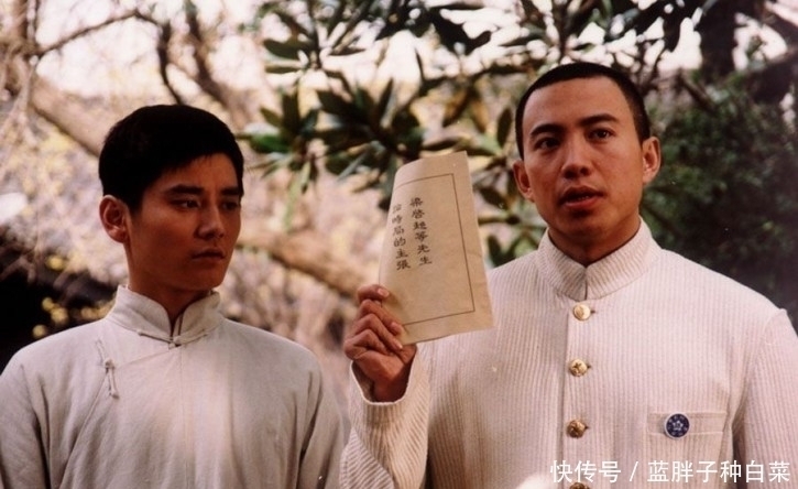 万户侯#这首毛主席诗词,凭啥成为高中语文第一课?