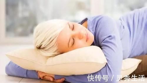 睡眠|失眠的“祸根”现身,强调:忌3事,喝1水,静心安神,沾床就睡
