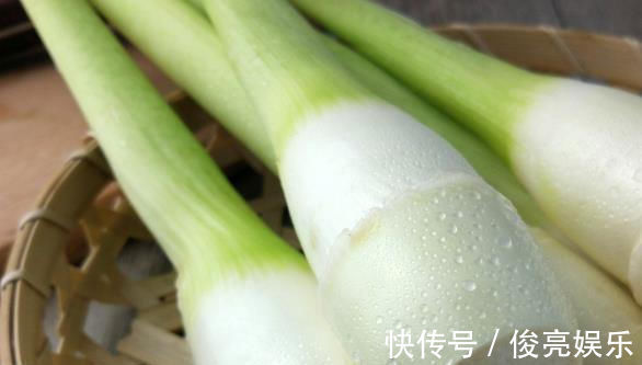 妈妈|6岁儿子吃完早餐,刚到学校就离开人世,妈妈痛哭不该给他吃