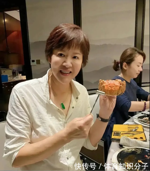 中国女排|好消息!郎平或再次回国,第3次担任中国女排国家队的主教练!