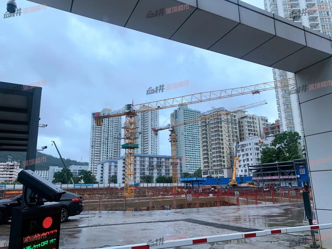 梅林|福田新盘:上梅林雅苑规划可售704套住宅 日前项目尚在挖基坑