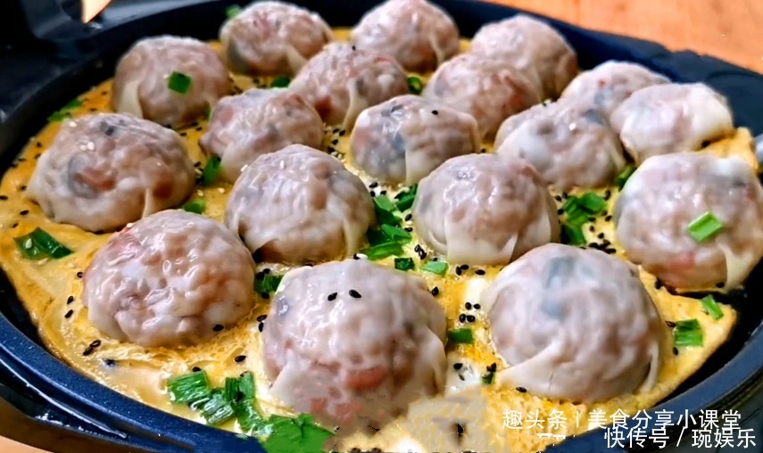 大厨分享糯米团的新吃法,先蒸后煎,鲜香软糯,一周吃七顿都不腻