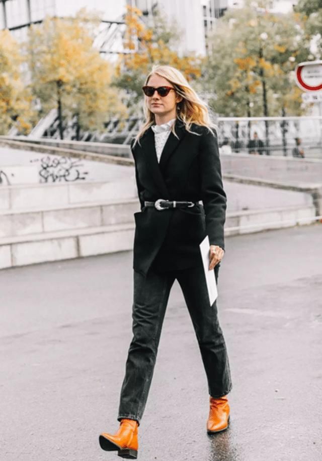 女人过了45岁，这3种＂颜色＂要少穿，显得没气色还很掉价