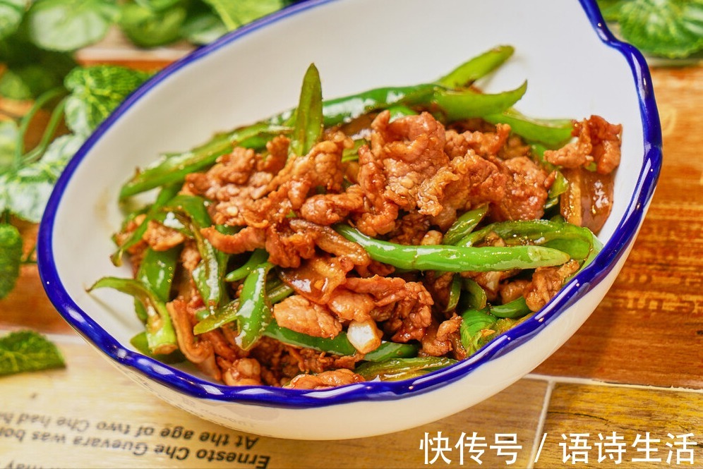 肉丝|炒瘦肉腌制时,放盐还是放淀粉都不对,教你一招,又香又滑嫩
