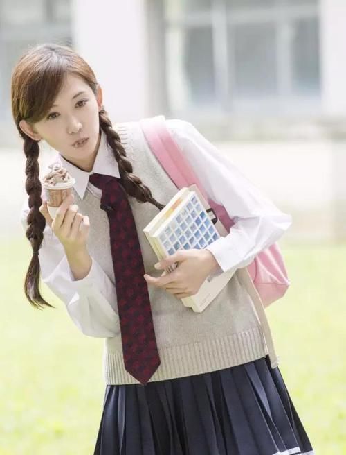 洗发水|女生扎头发的时候，不要犯的三个“错误”，难怪发际线越来越高