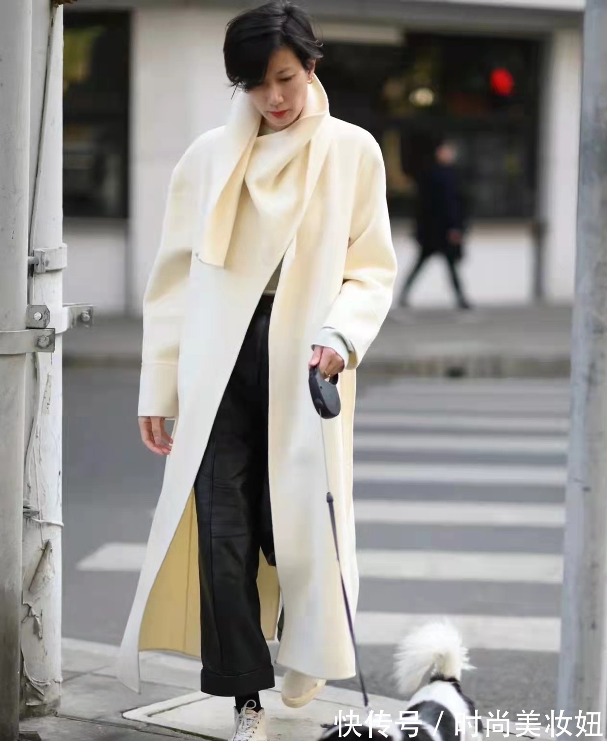 基础款 见过世面的女人,冬季穿衣越简单越高级,照穿显气质又好看