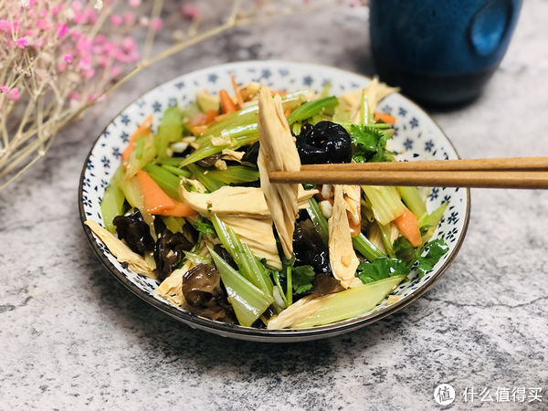 豆香味儿|买腐竹，颜色越深品质越好？牢记这3个技巧，辨别腐竹好坏并不难
