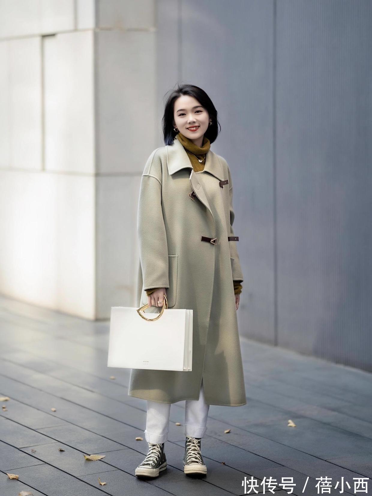 廓形 有魅力的女人,衣橱里一定有这些大衣,搭配裤子、半身裙特别优雅
