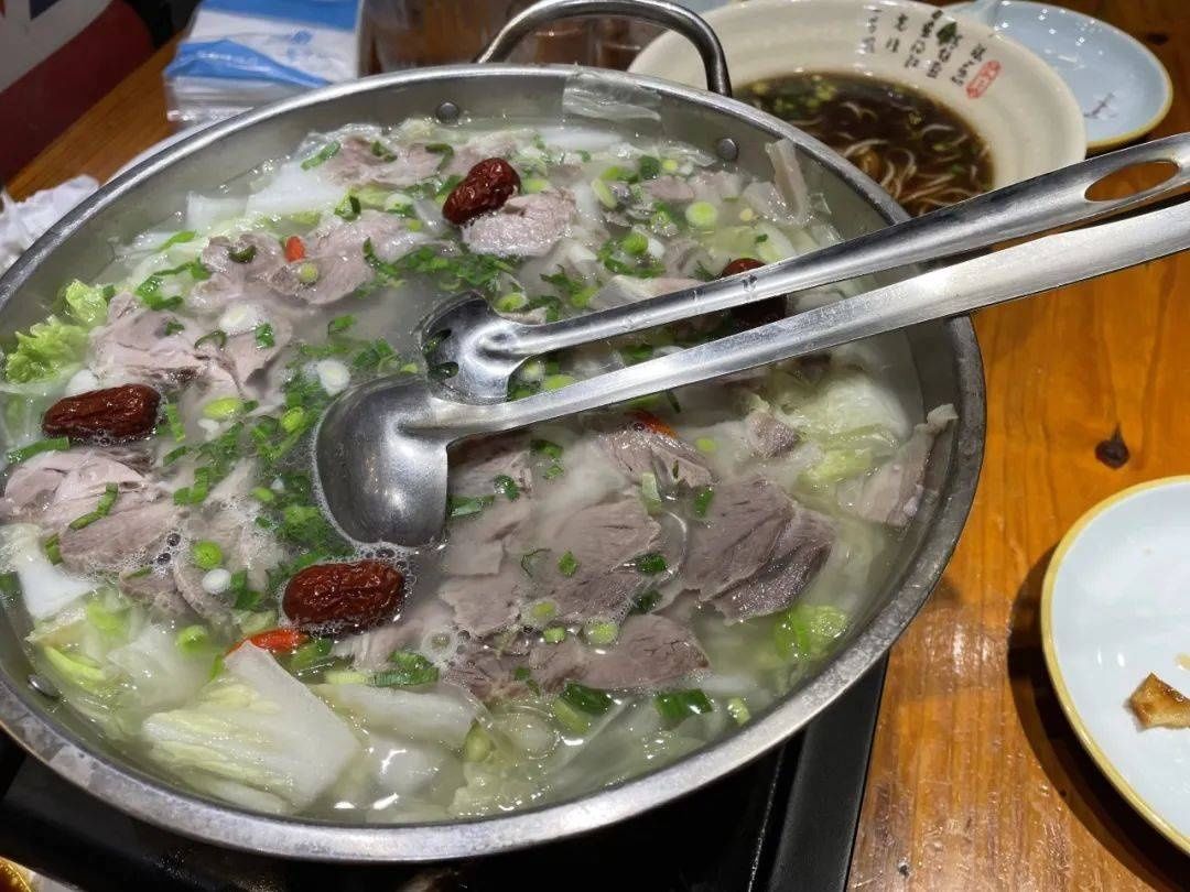  寒意|寒意袭来 是时候来一碗热腾腾的羊肉面啦