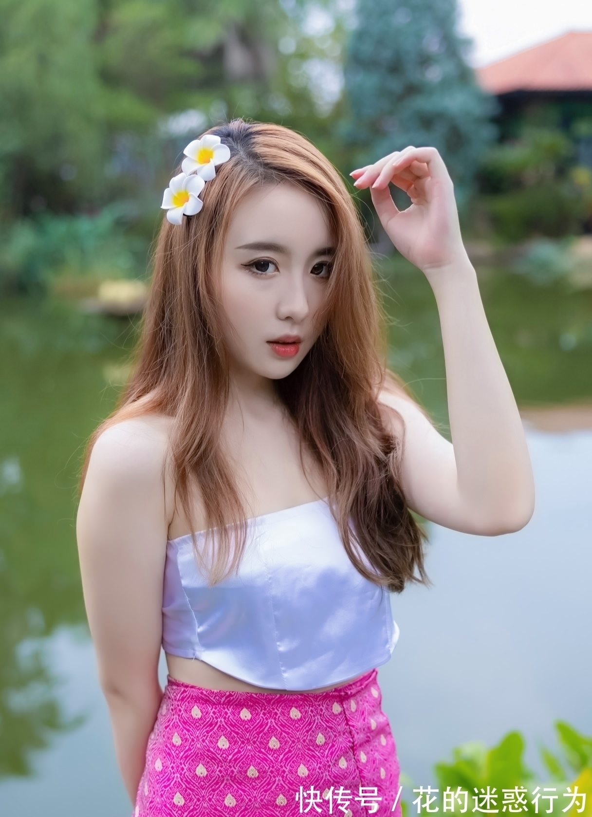 良辰!七绝·十二首丨孤单欲遣相思苦,满笔朱砂乱画云