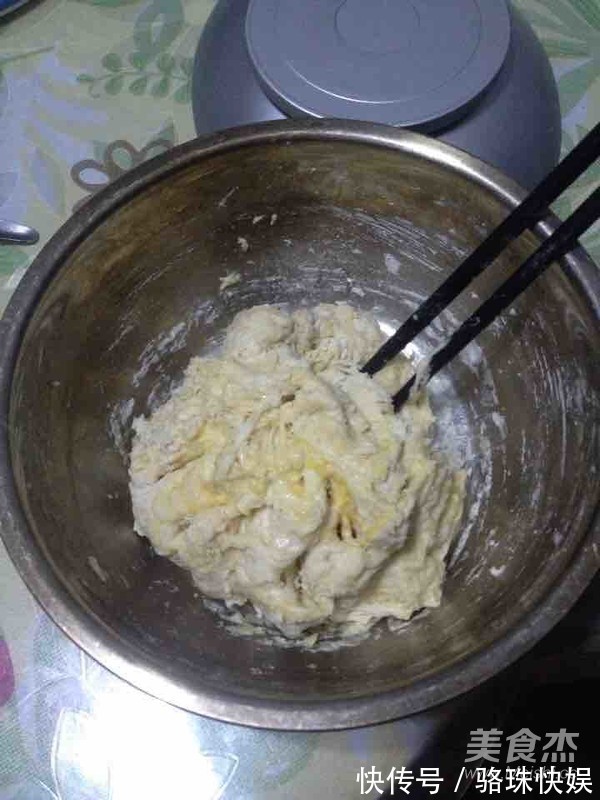 70岁爷爷的健康油条秘方,几分钟就学会,早餐再也不用出去买了