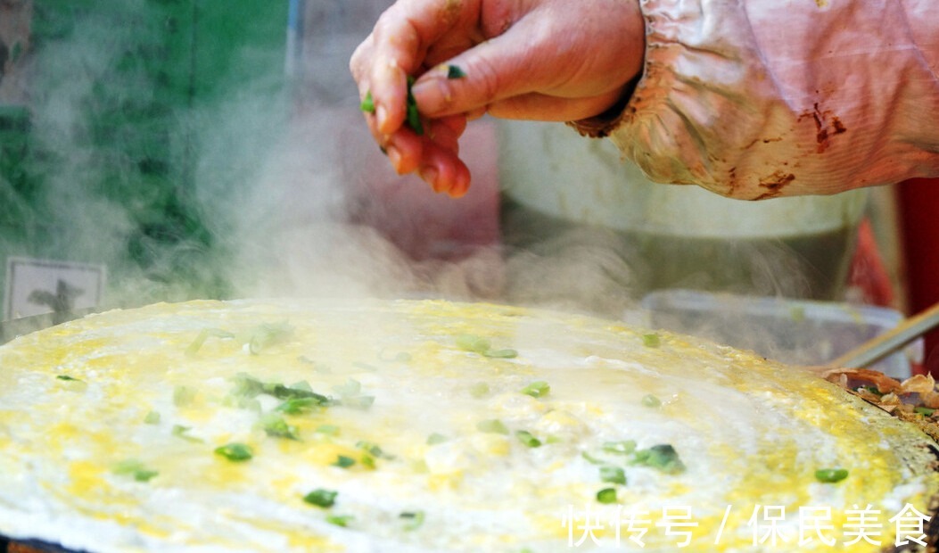 煎饼|想吃煎饼自己在家做,十几分钟搞定,又香又酥脆,早餐有着落了