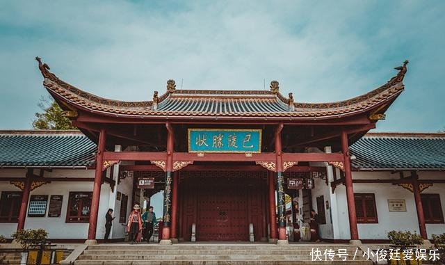 岳阳楼|江南一座名楼,李白杜甫都为它写诗,范仲淹为它作文流传千古!