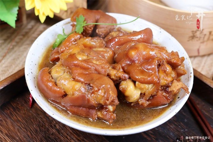 在家卤猪蹄,记住“放3样”再卤,25分钟猪蹄酥烂,味道香无杂味