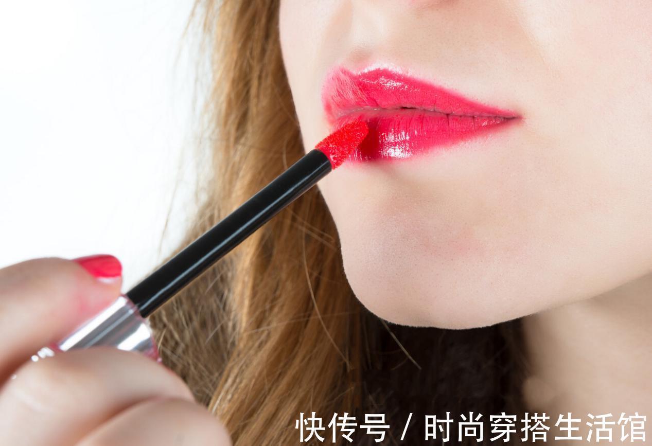 女人 女人再笨也要学会涂口红,掌握这4个步骤,气场独一无二