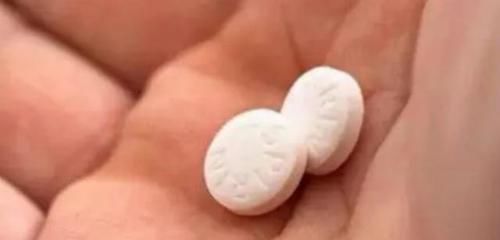 阿司匹林|洗头发前多加一步,7天不洗头依旧清爽不油腻,还能去头皮屑