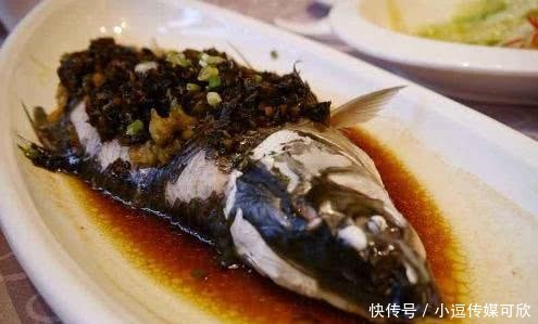 自刎|皇帝给女儿夹了半条鱼,公主:看不起我!拔刀自刎让上万人陪葬