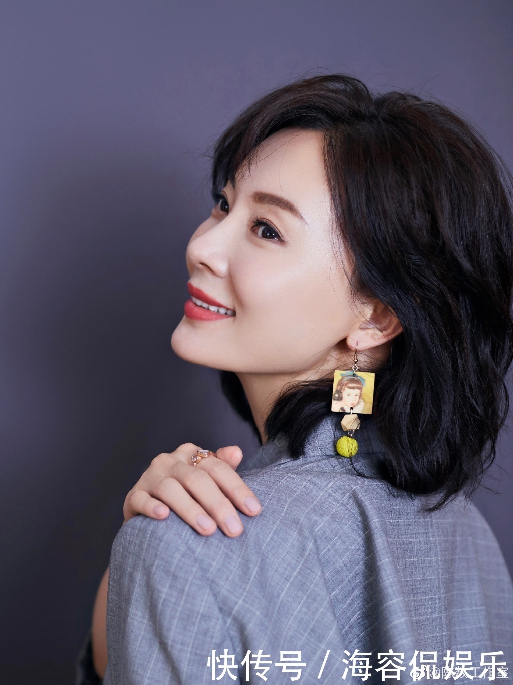 陈数|奔三奔四女性留什么样发型好看，明白几点发型知识就够，年轻貌美