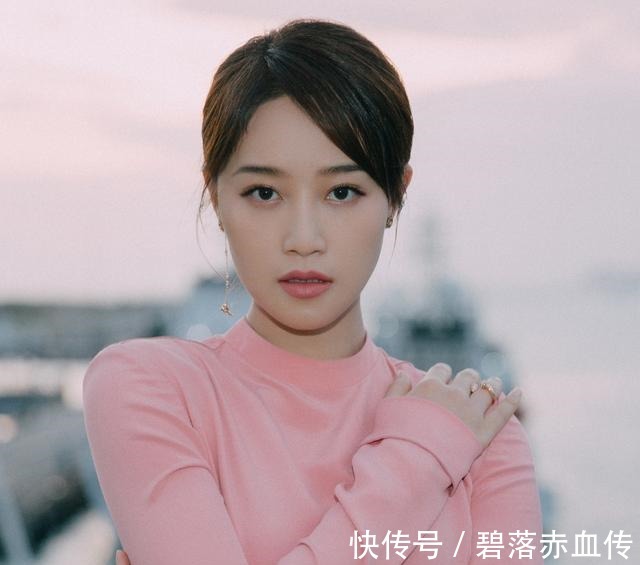 于立|藍(lán)盈瑩節(jié)目奪第一,被嘲長得丑太刻薄硬傷明顯,還立愛讀書人設(shè)