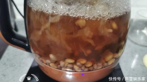 容貌|妈妈每天用“它”做早餐,60岁年龄40岁容貌,肤白还有弹性!