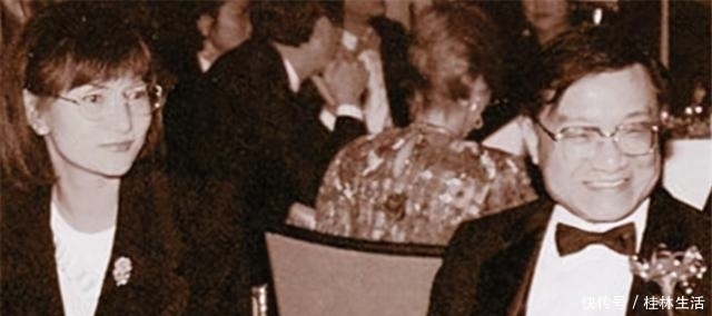 原配|金庸一生难言的痛:生母早逝,父亲被枪决,原配出轨,长子自杀