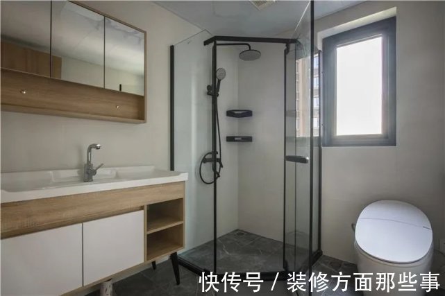 榻榻米|92㎡颜值爆表的现代轻奢三房,过上一人三餐的舒心生活