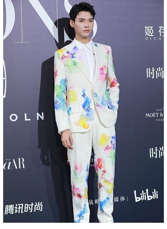 龚俊|《中餐厅》美食节目无美食,下饭综艺不再下饭了!