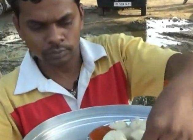 吃法|中国包子在印度走红,被印度人吃出了新花样,只是吃相无法直视