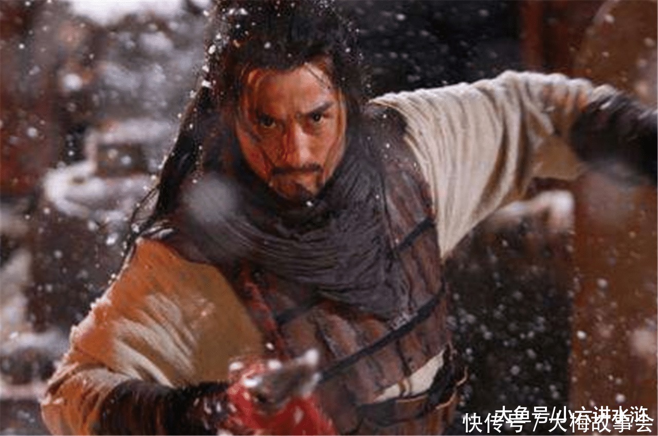 宋江执意要杀掉自己的仇人,为何却要拦着林冲报仇呢原因很简单