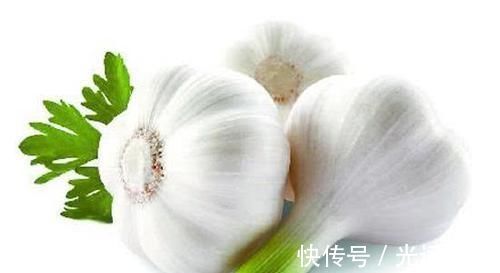 苦瓜|肝病也有“死对头”，每天泡水喝一杯，保护肝脏，越活越年轻！