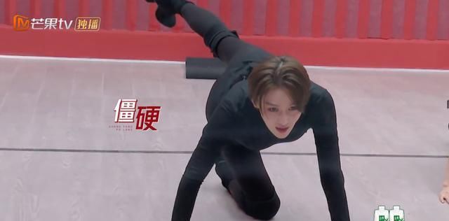 《浪姐2》换位赛战火升级，周笔畅上演名场面，放狠话成功出圈！