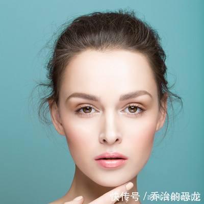 皮肤|为什么要先涂乳液,再擦爽肤水美容师说出了实情,还好我没跟风