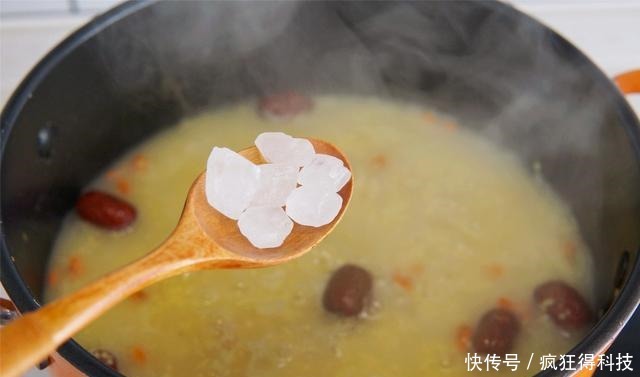 这粥,妈妈早餐必喝,满满的全是胶质,每周喝几次,省买化妆品了!