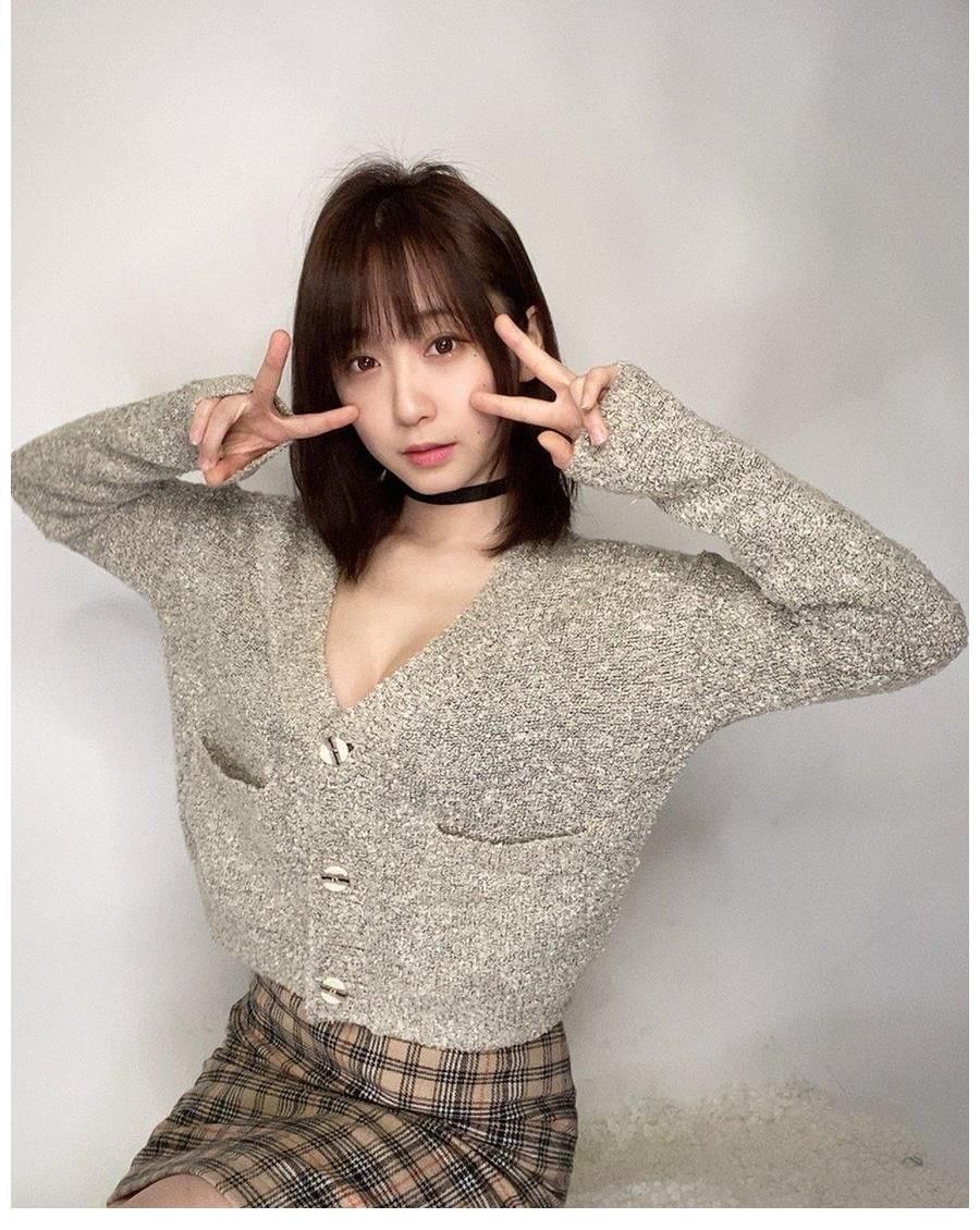 er|人气cosplayer伊织萌更新推特，宣传《秘密话》看点多