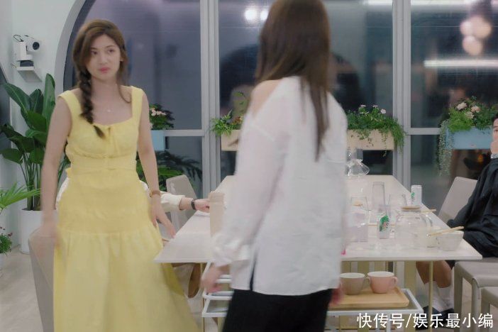 抱团|《心动的信号4》女五挨骂，被吐槽与女四抱团，微博评论区沦陷