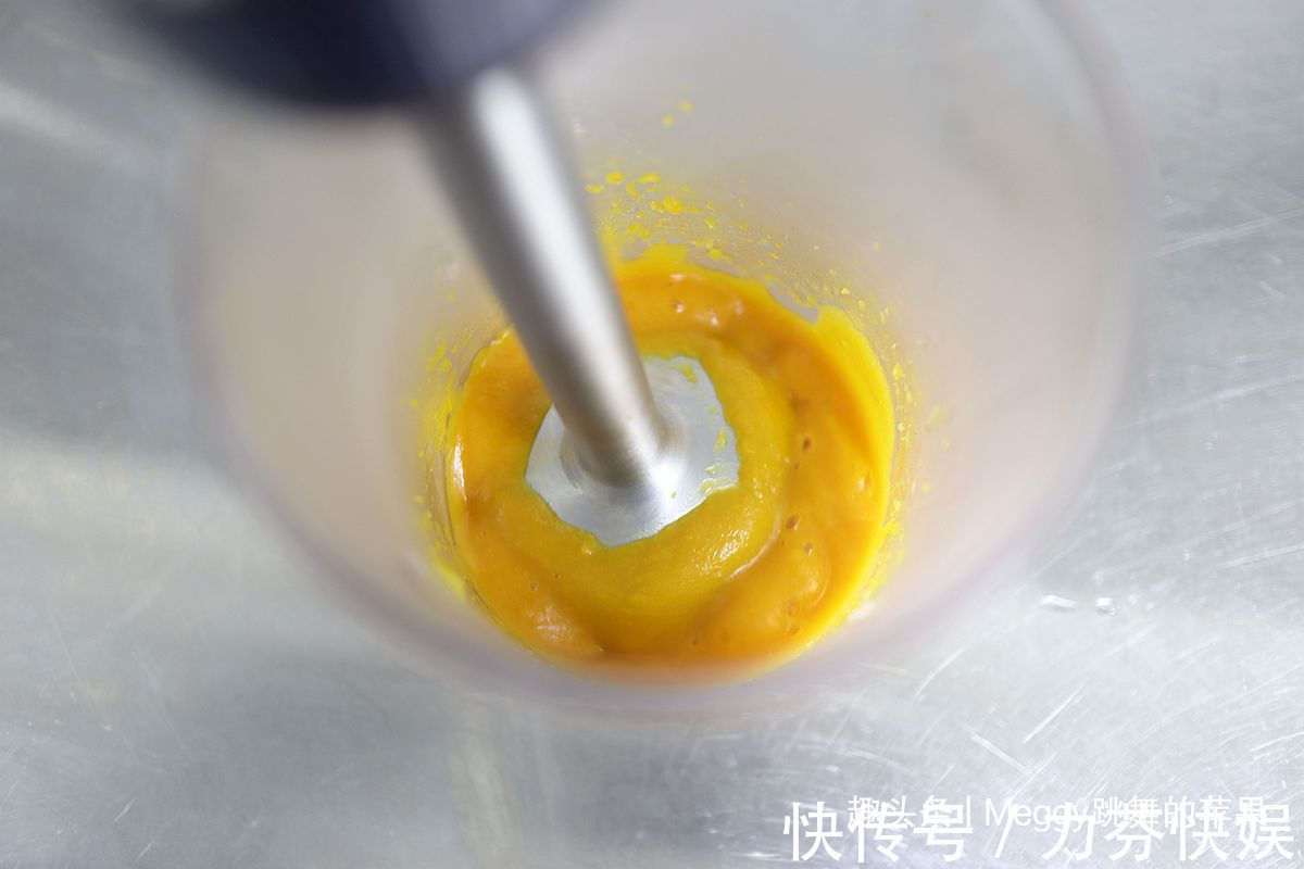面团|用南瓜糯米做的3款小吃，还没出锅就流口水了，连老妈都没忍住