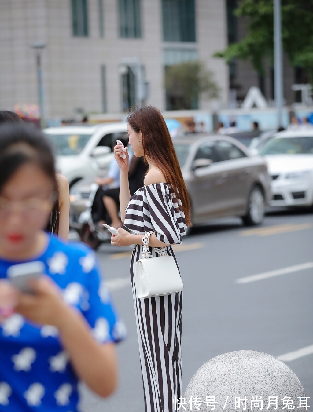 穿搭|逛街就是“较量”！穿搭一点都不能输给闺蜜，连鞋子都不放过