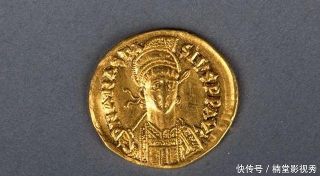 名字|拜占庭帝国少有的雄才大略，却又孤独无助的皇帝阿纳斯塔修斯一世