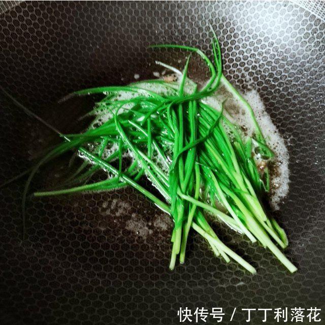 清淡|阳春面，汤清味鲜，清淡爽口