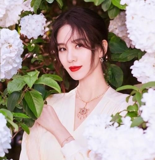 时间段 皮肤好的女生,晚上护肤都会做这几件事,难怪皮肤白皙有光泽