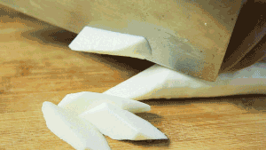 去皮|今天才知道，山药去皮一根筷子就能搞定，手不粘也不痒，简单又快！