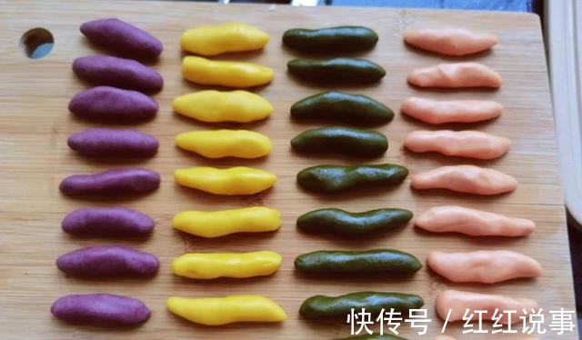 酥皮月饼|中秋来点不一样的，五彩月饼颜值高，酥软不腻味道好！