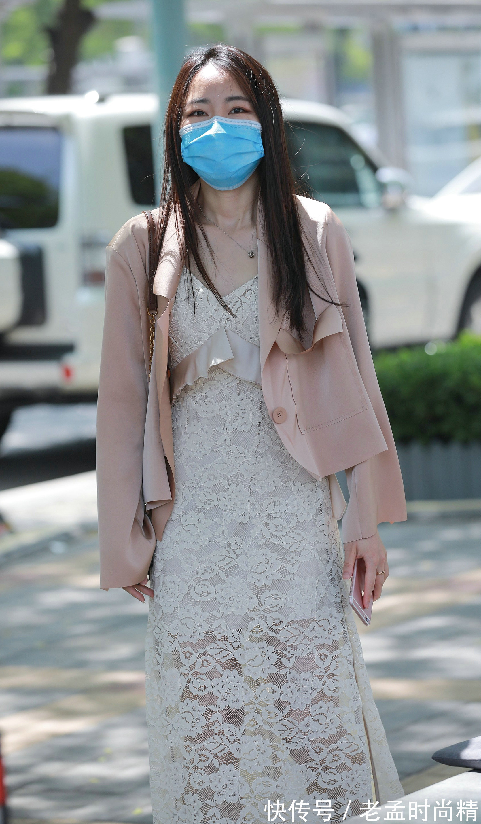 针织开衫|灰色的蕾丝上衣尽显甜美韩范,网纱拼接的灯笼袖时尚减龄