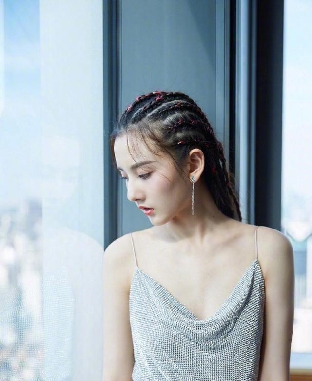 大波浪 直男最“反感”女生的这3种发型,女生自认为很美,直男却很嫌弃